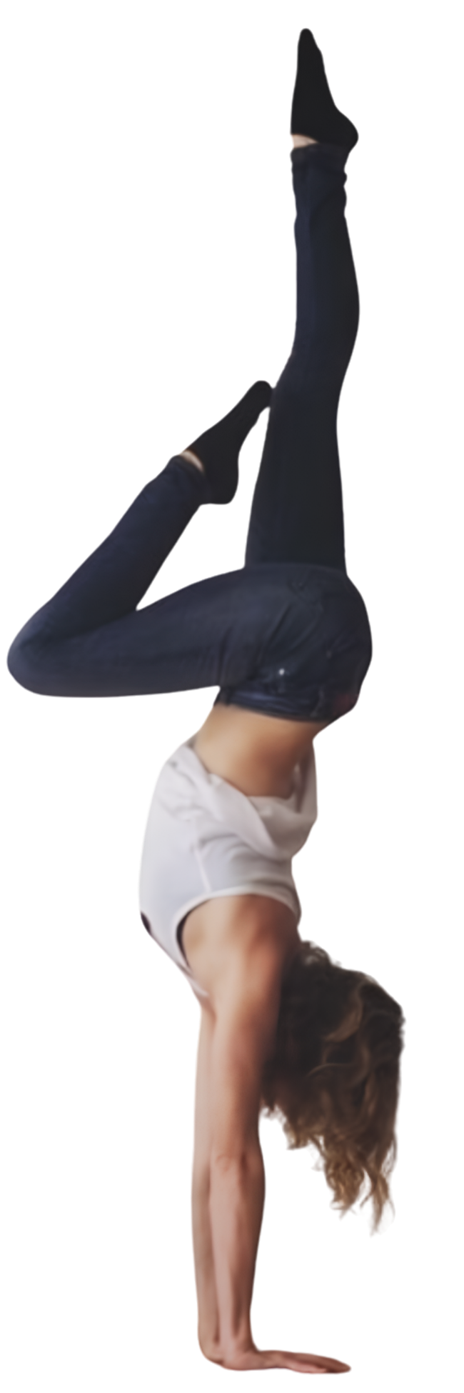 Annika Sukup - sportlich und aktiv - stellt die Welt auf den Kopf - Handstand-Training - Balance im Leben